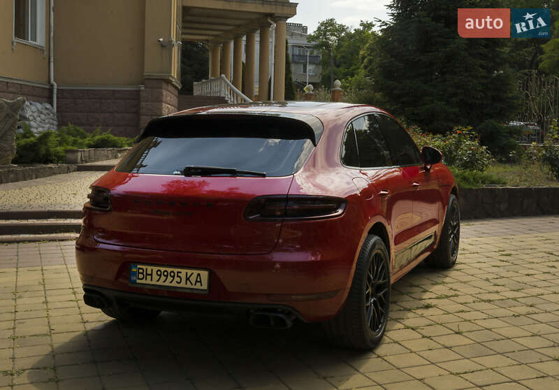 Позашляховик / Кросовер Porsche Macan 2017 в Одесі