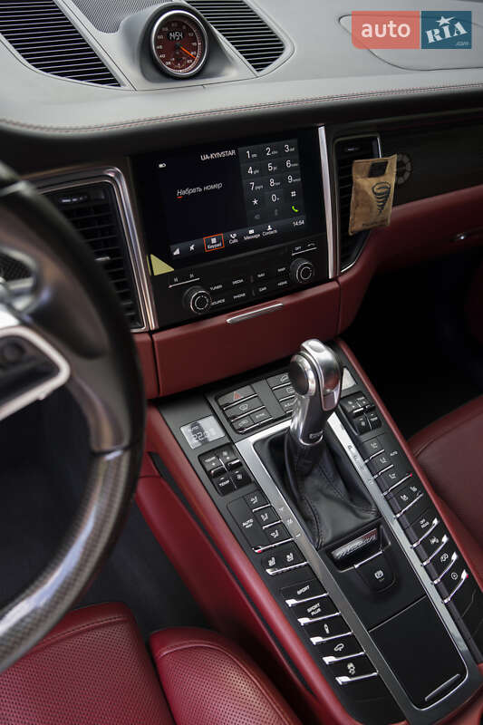 Позашляховик / Кросовер Porsche Macan 2017 в Одесі