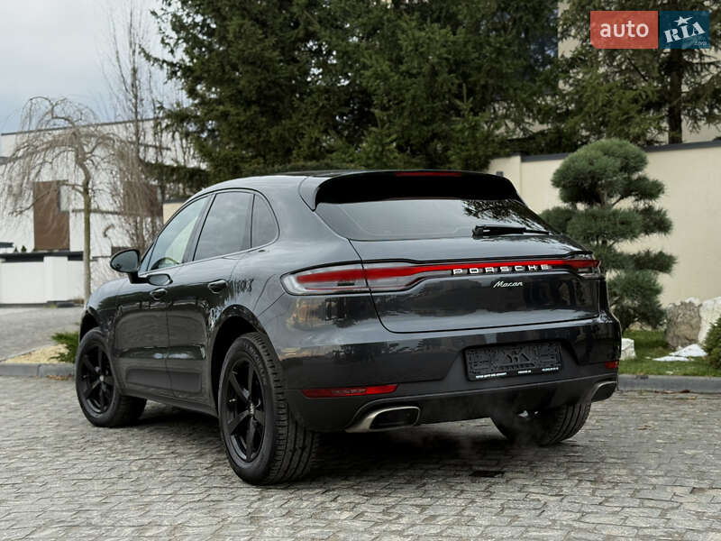 Позашляховик / Кросовер Porsche Macan 2020 в Львові