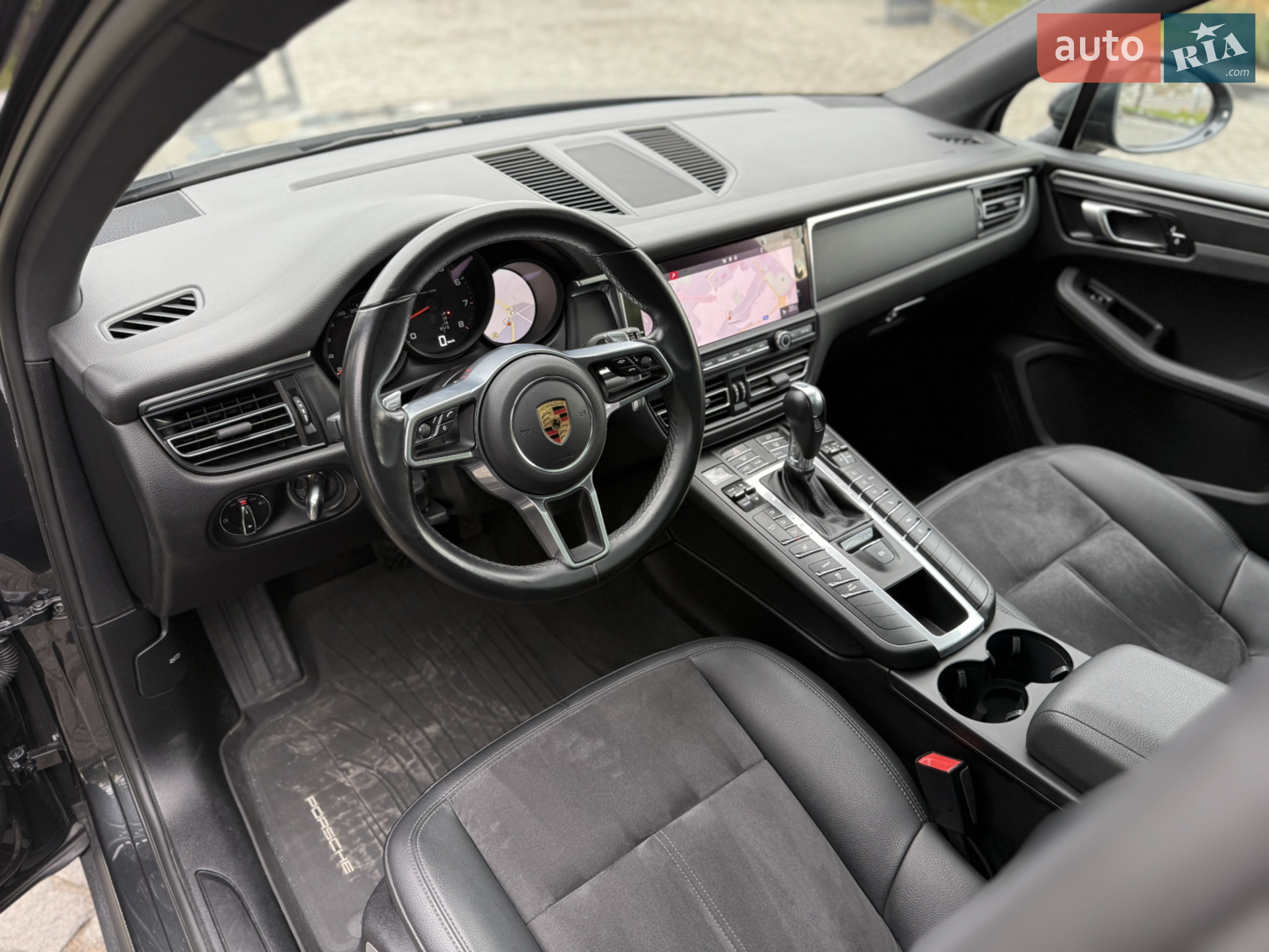 2020 Porsche Macan - мініатюра 32
