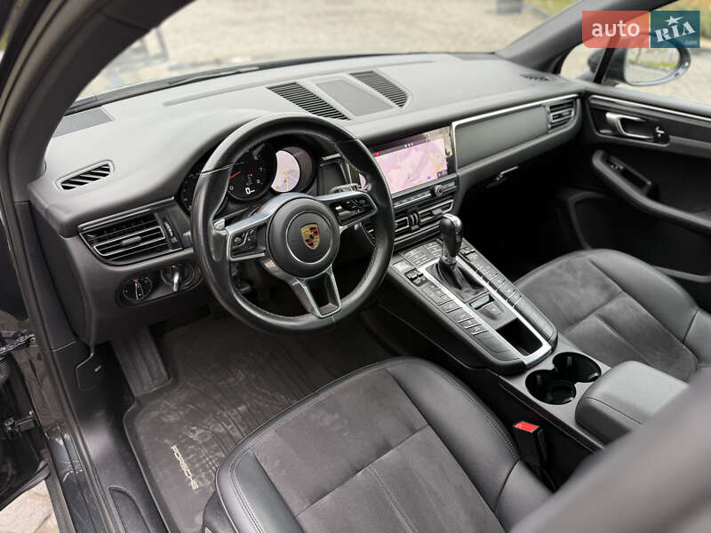 Позашляховик / Кросовер Porsche Macan 2020 в Львові