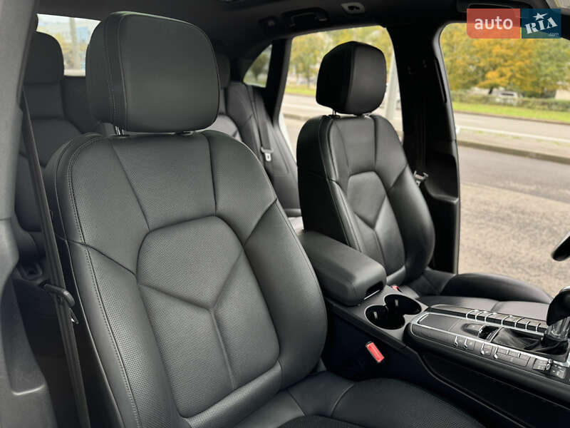 Позашляховик / Кросовер Porsche Macan 2019 в Харкові