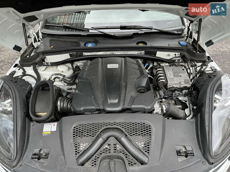 Позашляховик / Кросовер Porsche Macan 2019 в Харкові