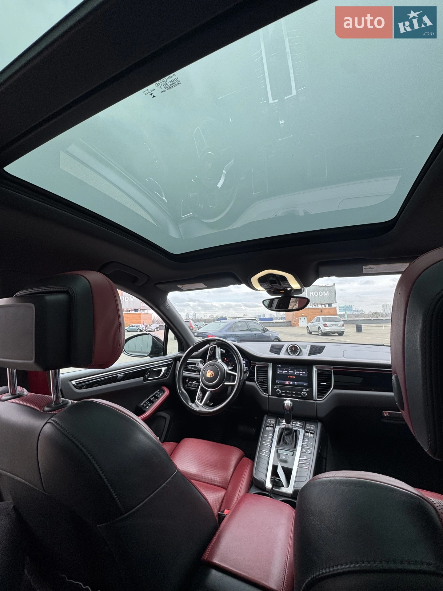 2018 Porsche Macan - мініатюра 23