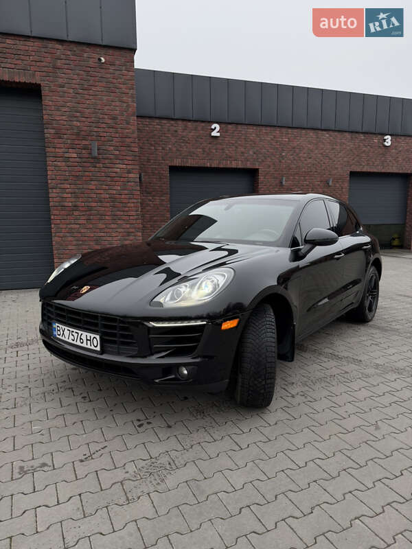 Позашляховик / Кросовер Porsche Macan 2015 в Хмельницькому