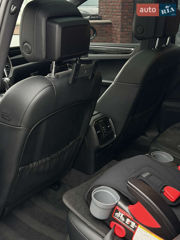 Позашляховик / Кросовер Porsche Macan 2015 в Хмельницькому