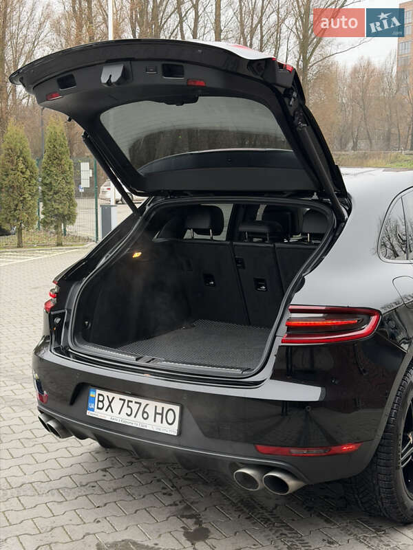 Позашляховик / Кросовер Porsche Macan 2015 в Хмельницькому