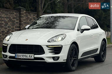 Внедорожник / Кроссовер Porsche Macan 2014 в Киеве