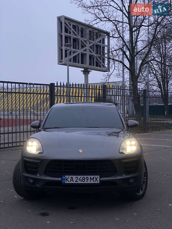 Внедорожник / Кроссовер Porsche Macan 2014 в Кривом Роге
