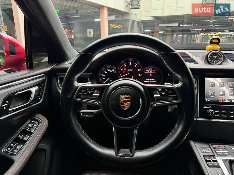 Позашляховик / Кросовер Porsche Macan 2016 в Києві