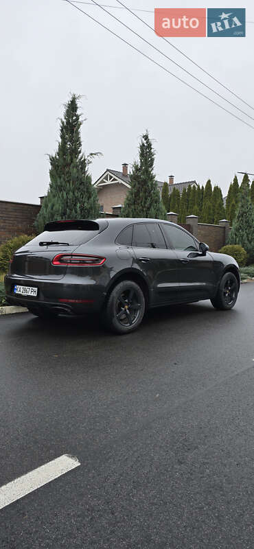 Внедорожник / Кроссовер Porsche Macan 2018 в Ирпене