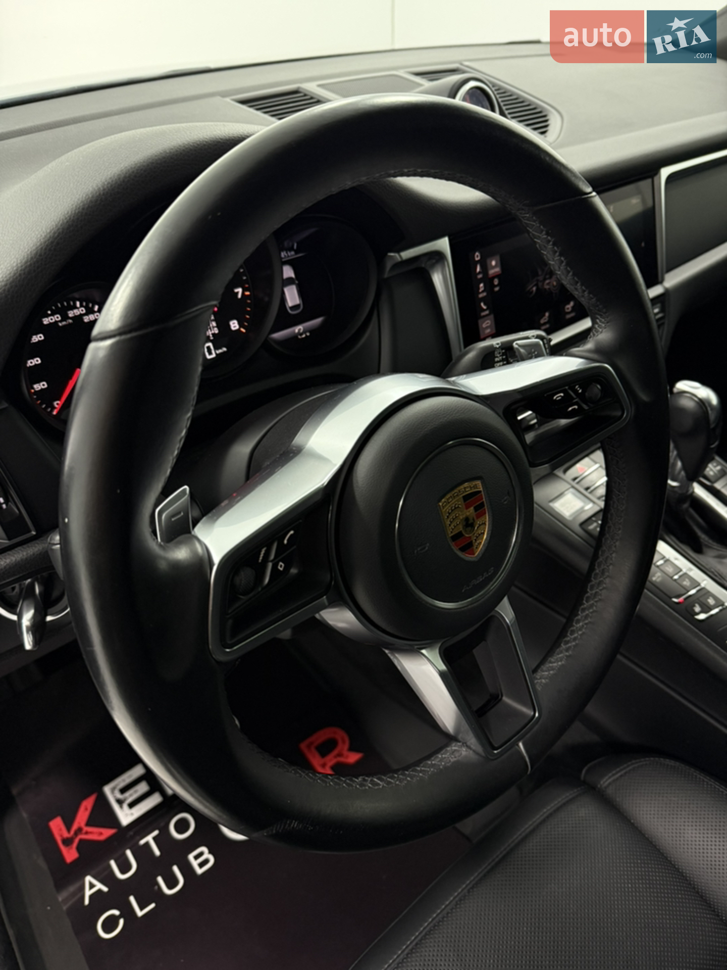 2020 Porsche Macan - мініатюра 16