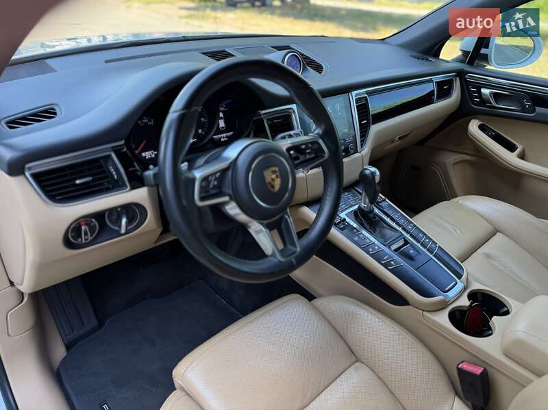Внедорожник / Кроссовер Porsche Macan 2018 в Днепре