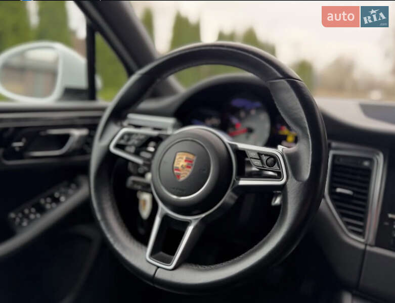 Внедорожник / Кроссовер Porsche Macan 2014 в Виннице
