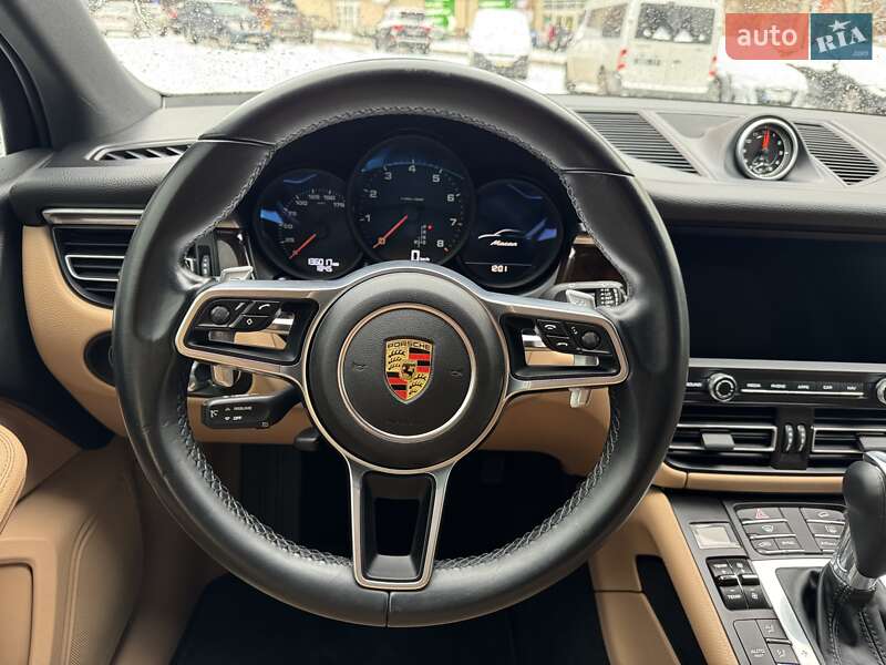 Внедорожник / Кроссовер Porsche Macan 2021 в Киеве