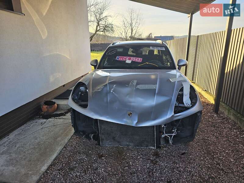 Внедорожник / Кроссовер Porsche Macan 2017 в Трускавце