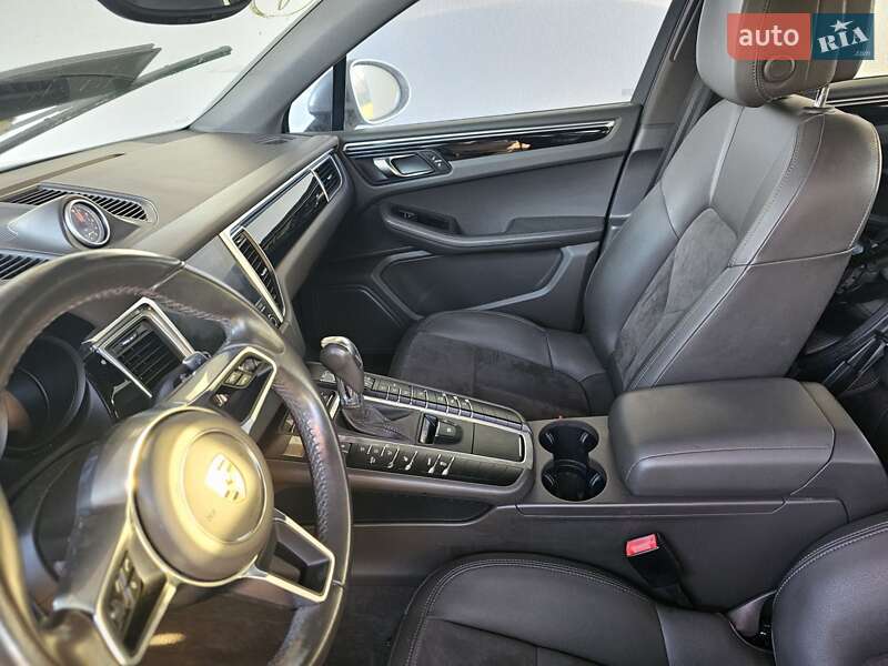 Внедорожник / Кроссовер Porsche Macan 2017 в Трускавце