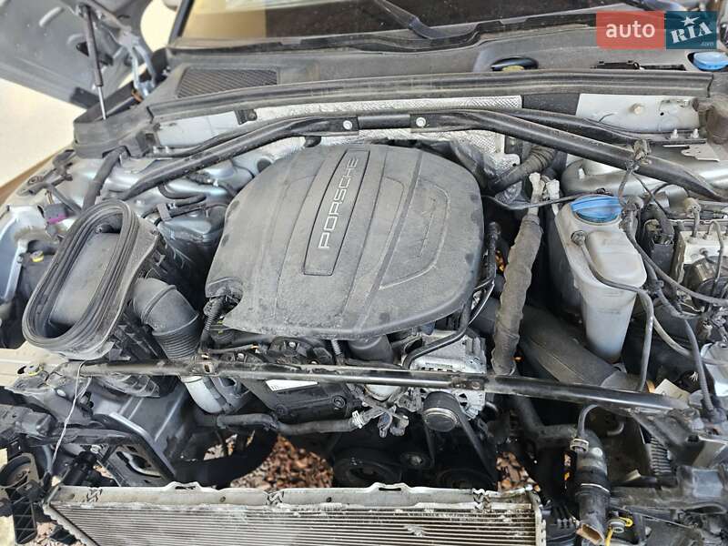 Внедорожник / Кроссовер Porsche Macan 2017 в Трускавце