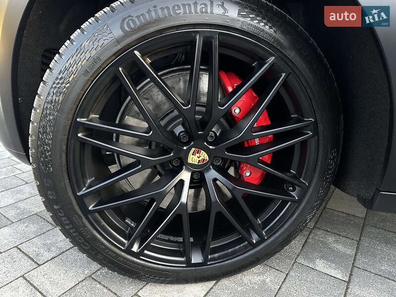 Позашляховик / Кросовер Porsche Macan 2024 в Львові