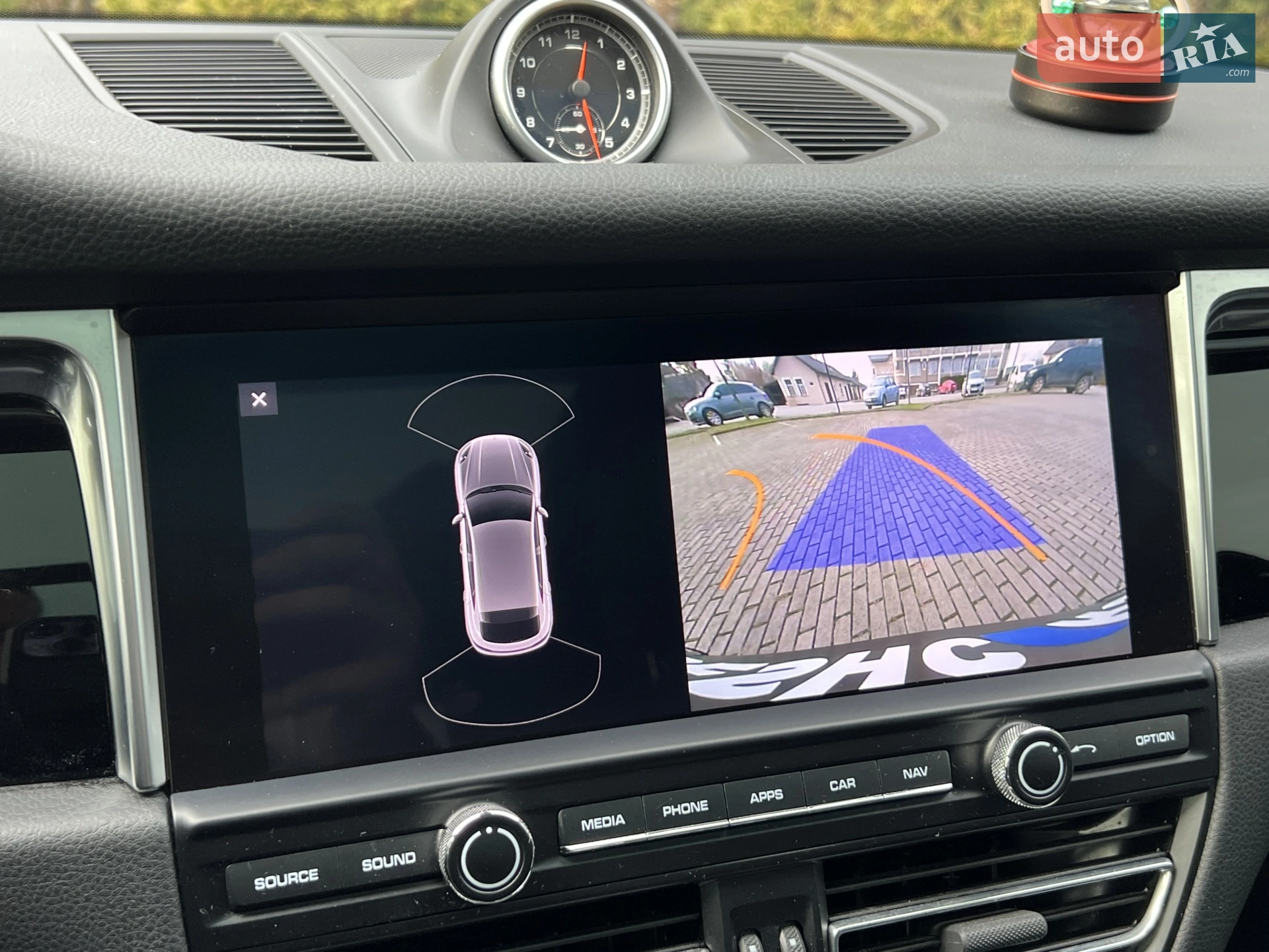 2021 Porsche Macan - мініатюра 23