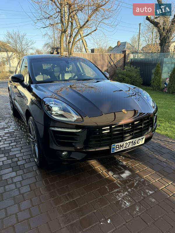 Porsche Macan 2015