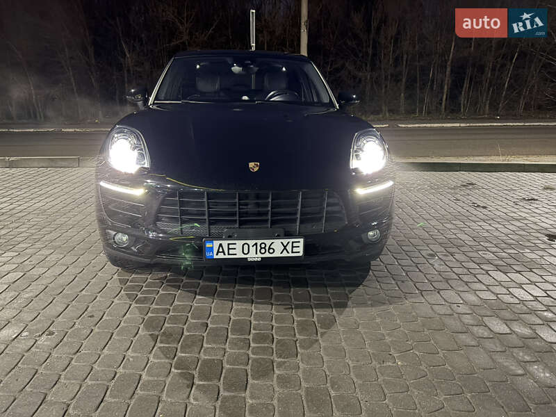 Porsche Macan 2018