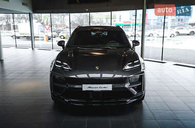 Внедорожник / Кроссовер Porsche Macan 2024 в Харькове