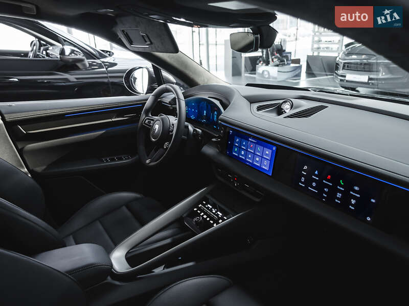Внедорожник / Кроссовер Porsche Macan 2024 в Харькове