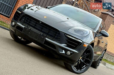 Внедорожник / Кроссовер Porsche Macan 2016 в Александрие