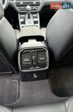 Внедорожник / Кроссовер Porsche Macan 2023 в Киеве