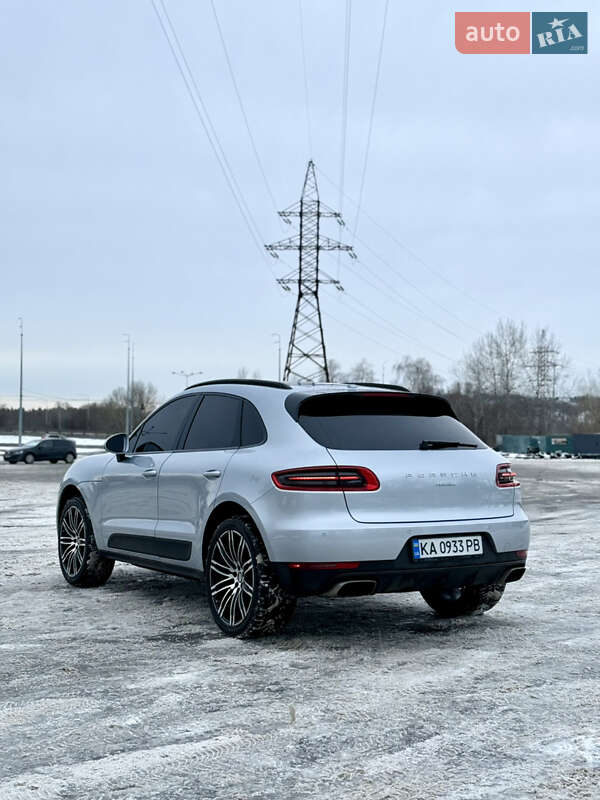 Внедорожник / Кроссовер Porsche Macan 2018 в Киеве