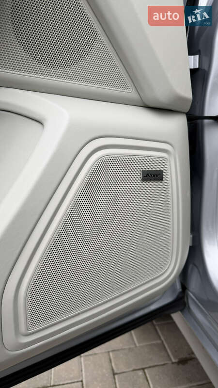 Внедорожник / Кроссовер Porsche Macan 2015 в Черновцах