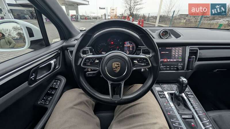 Внедорожник / Кроссовер Porsche Macan 2018 в Одессе