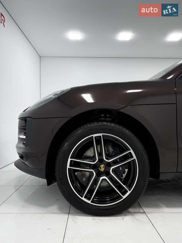 Внедорожник / Кроссовер Porsche Macan 2020 в Одессе