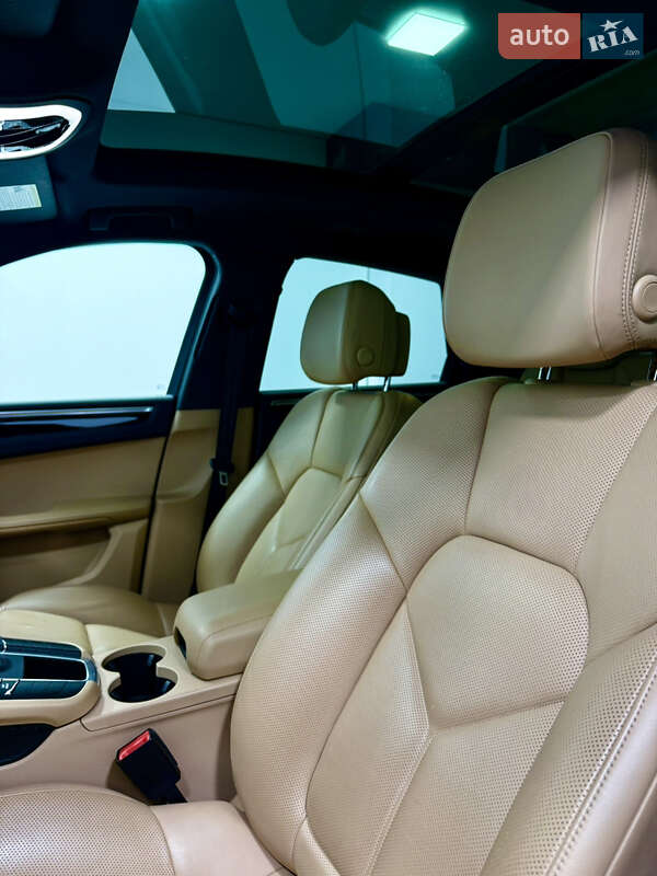 Внедорожник / Кроссовер Porsche Macan 2020 в Одессе