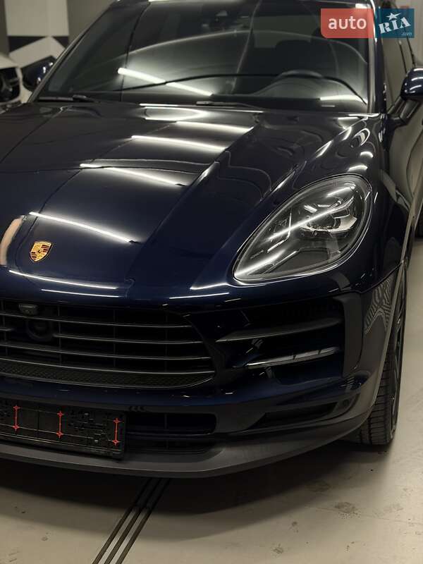 Внедорожник / Кроссовер Porsche Macan 2021 в Киеве