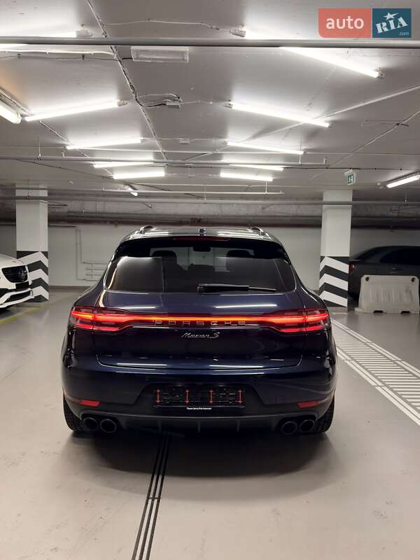 Внедорожник / Кроссовер Porsche Macan 2021 в Киеве