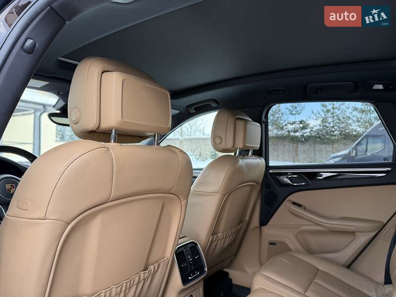 Внедорожник / Кроссовер Porsche Macan 2018 в Львове