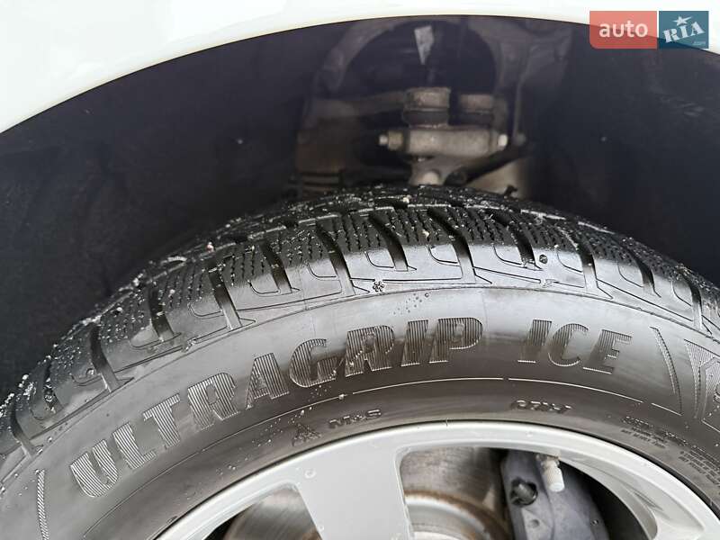 Внедорожник / Кроссовер Porsche Macan 2017 в Днепре фото 29 Внедорожник / Кроссовер Porsche Macan 2017 в Днепре