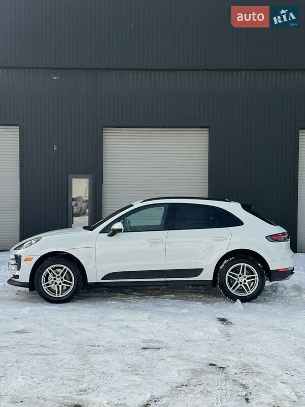 Внедорожник / Кроссовер Porsche Macan 2021 в Киеве