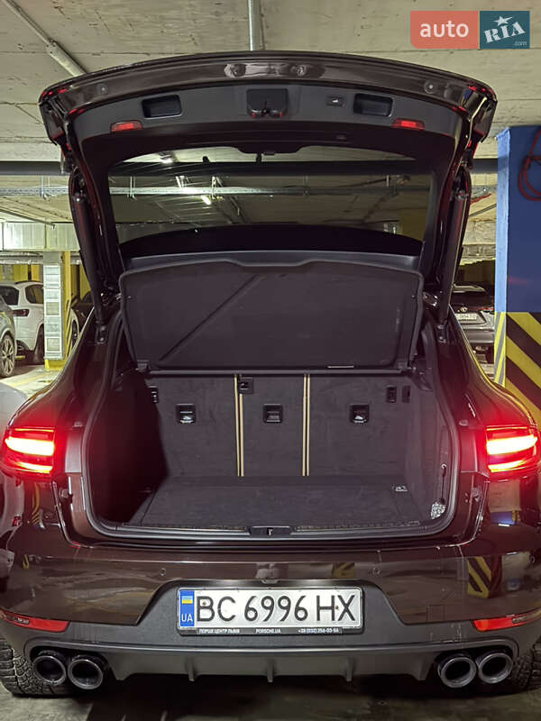 Внедорожник / Кроссовер Porsche Macan 2021 в Львове