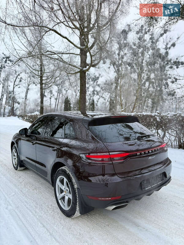 Внедорожник / Кроссовер Porsche Macan 2020 в Звягеле