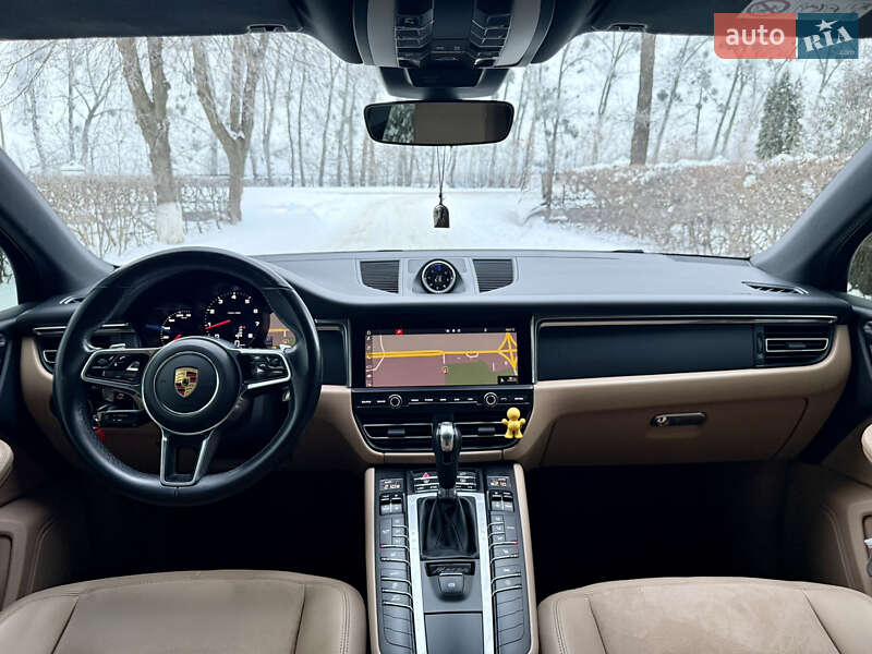 Внедорожник / Кроссовер Porsche Macan 2020 в Звягеле