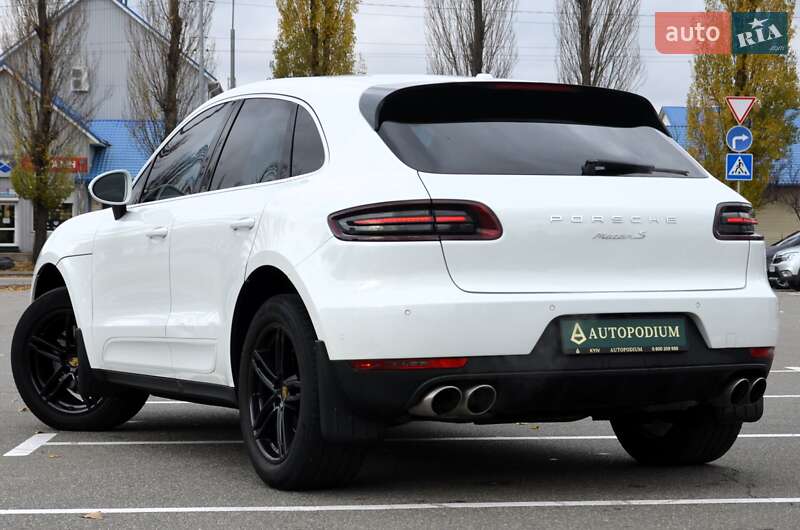 Внедорожник / Кроссовер Porsche Macan 2015 в Киеве фото 5 Внедорожник / Кроссовер Porsche Macan 2015 в Киеве