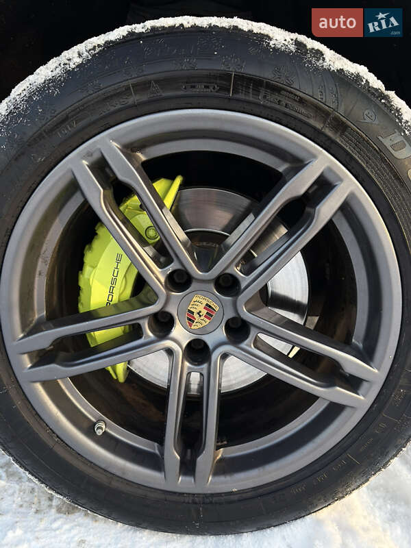 Внедорожник / Кроссовер Porsche Macan 2015 в Киеве фото 4 Внедорожник / Кроссовер Porsche Macan 2015 в Киеве