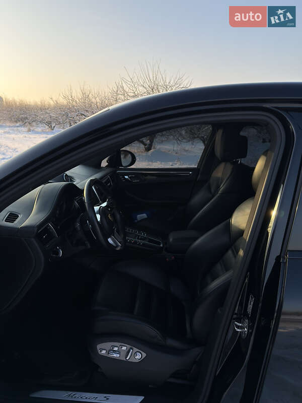 Внедорожник / Кроссовер Porsche Macan 2015 в Киеве фото 15 Внедорожник / Кроссовер Porsche Macan 2015 в Киеве