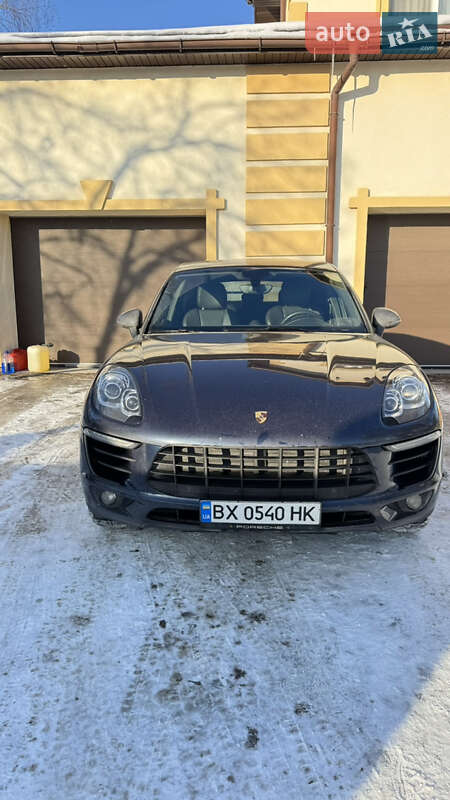 Внедорожник / Кроссовер Porsche Macan 2015 в Киеве