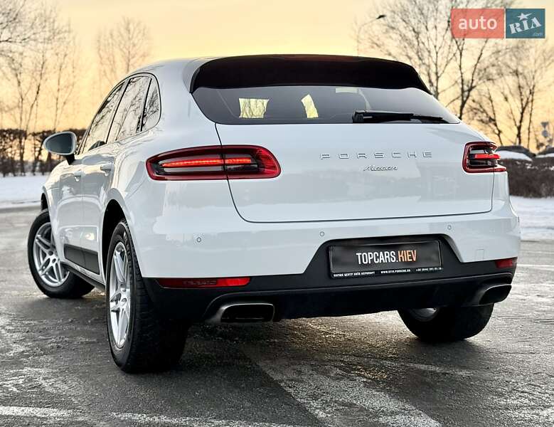 Внедорожник / Кроссовер Porsche Macan 2017 в Киеве