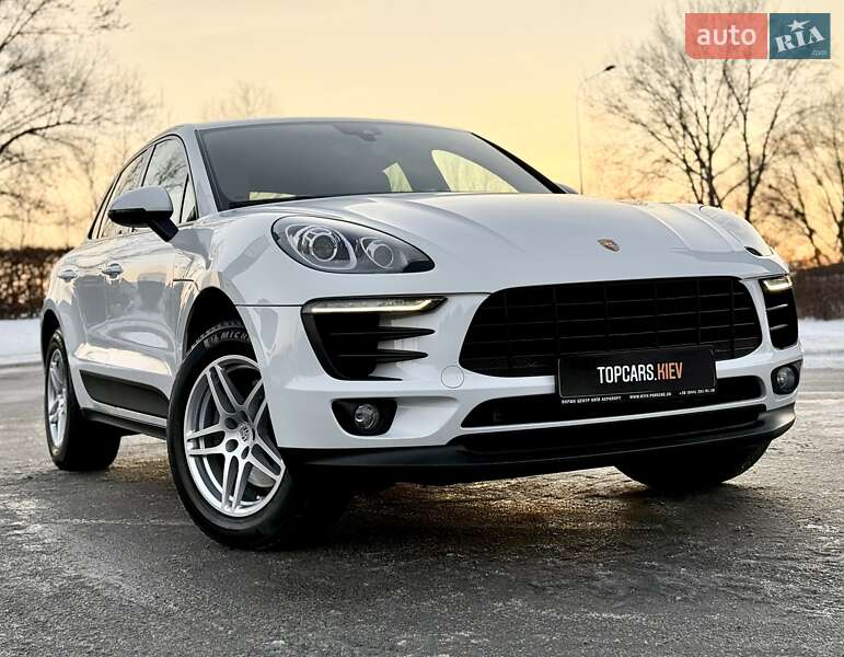 Внедорожник / Кроссовер Porsche Macan 2017 в Киеве