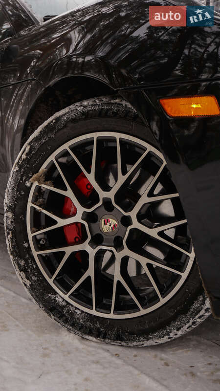 Внедорожник / Кроссовер Porsche Macan 2015 в Киеве